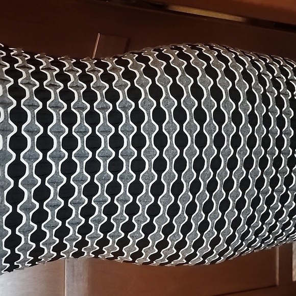 CALVIN KLEIN Black, White, and Grey Mod Geometric Pattern Dress Size 2 - Picture 2 of 4